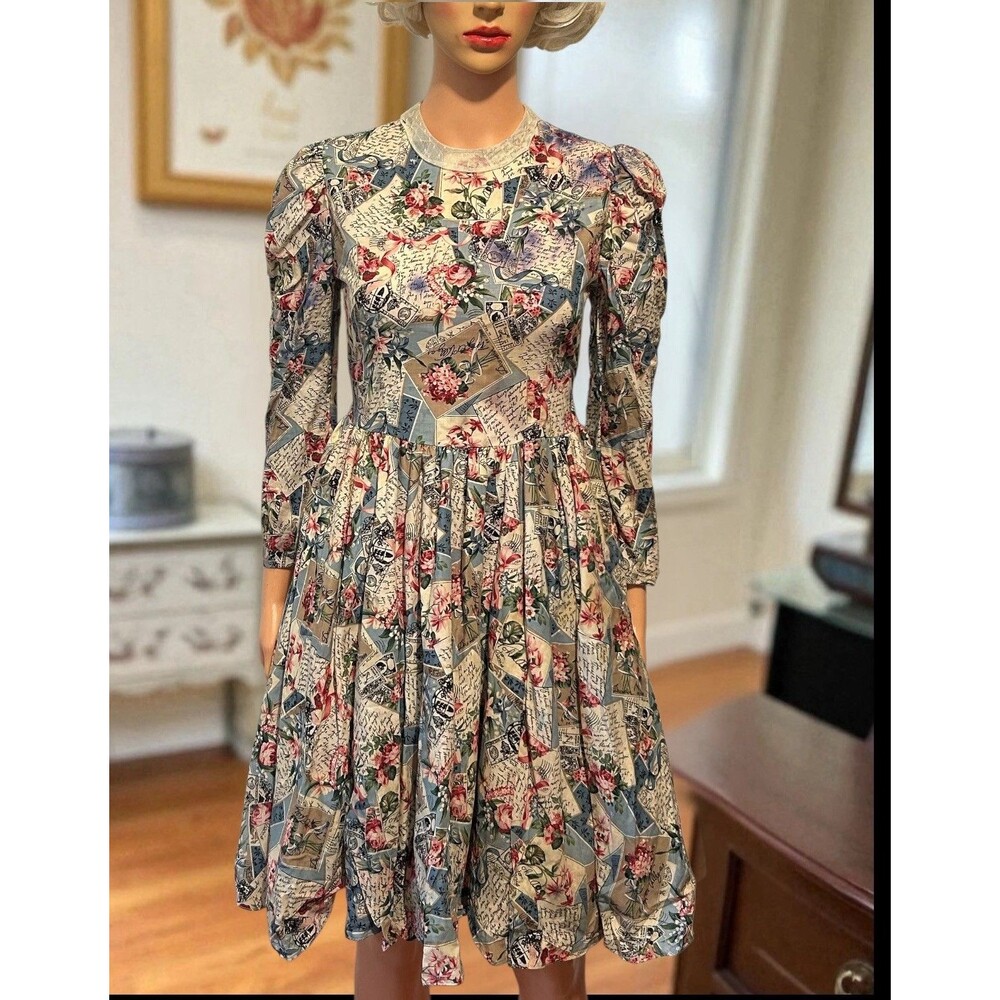 Vtg Sarah Kent Dress Size 30W M Novelty Print Stamps Postcard Fit Flare Gown 90s